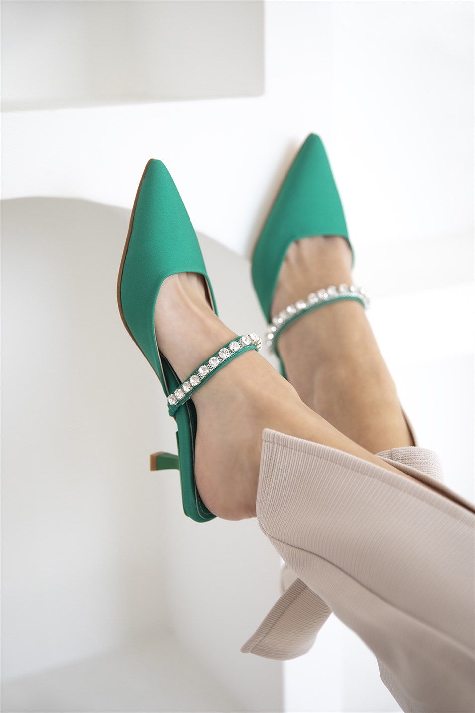 Mabel  Kadın Topuklu  Taş Detay Kumaş Sandalet Yeşil