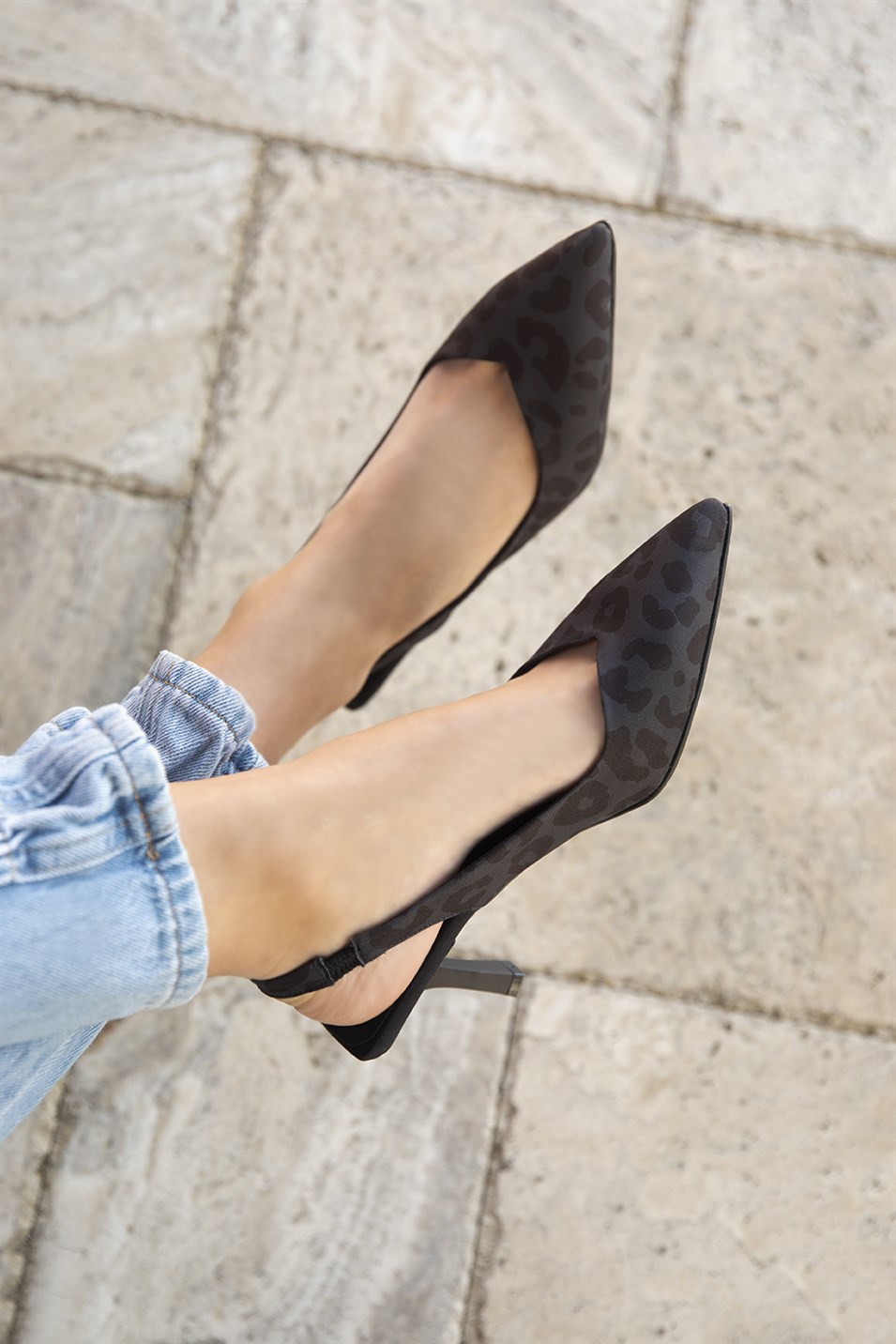 Harper  Kadın Topuklu  Kumaş Sandalet Siyah