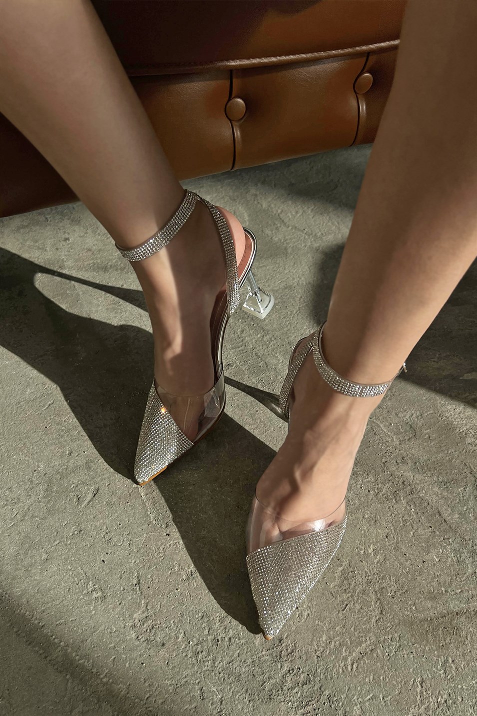 Lewin  Kadın Taş Detay Topuklu Şeffaf  Ayakkabı Gümüş