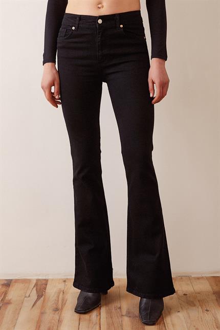 İspanyol Paça Yüksek Bel Siyah Skinny Jean