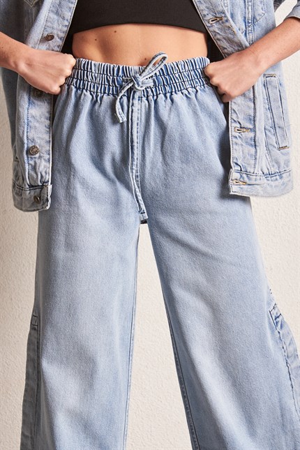 Yüksek Bel Wide Leg Çıtçıt Detaylı Kot Pantolon 