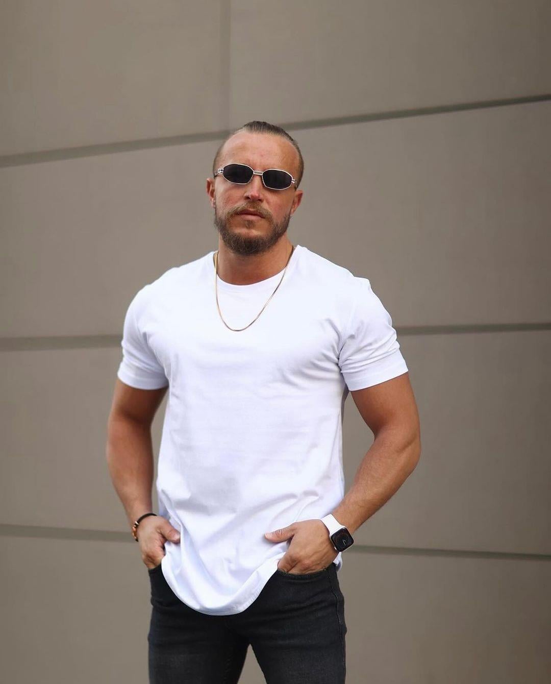 ERKEK BİSİKLET YAKA OVAL KESSİM ZRA TSHİRTModa AkımıTshirt