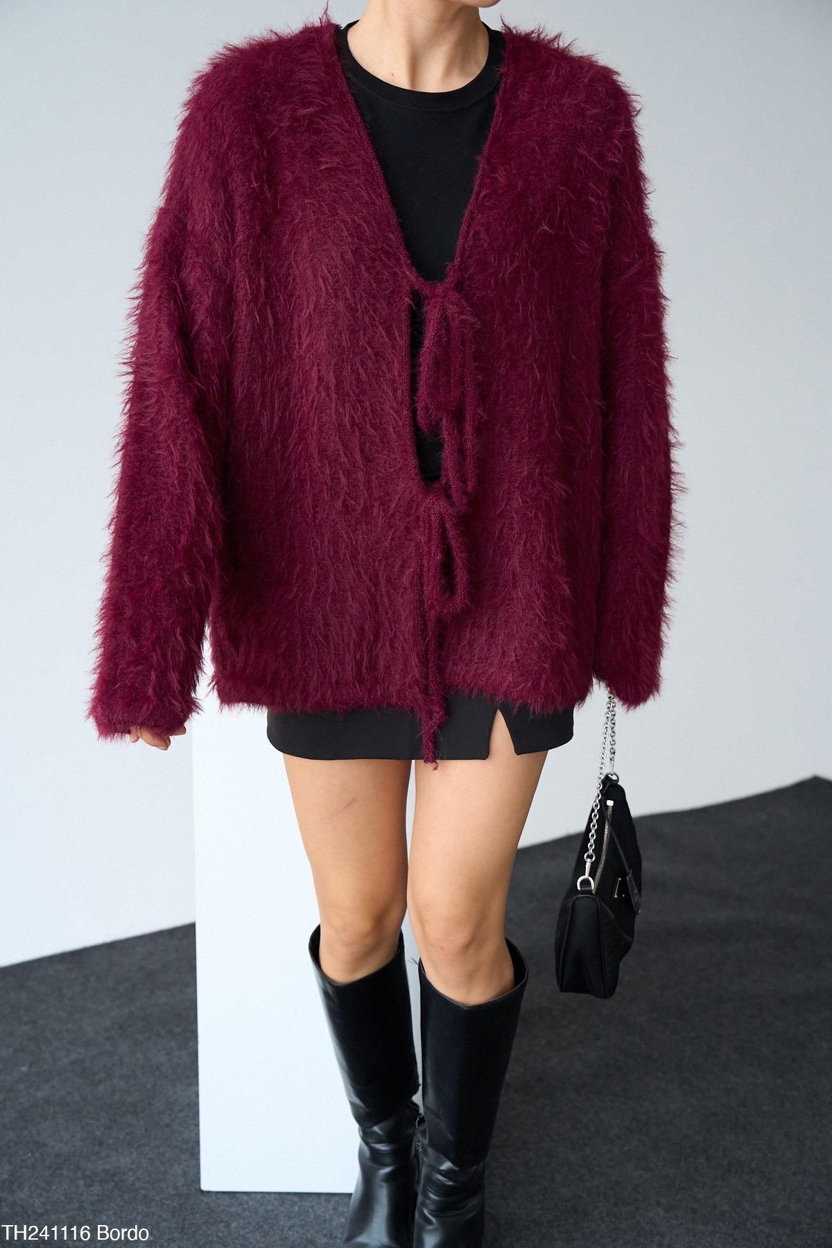 KADIN BORDO PELUŞ HIRKAModa AkımıCeket
