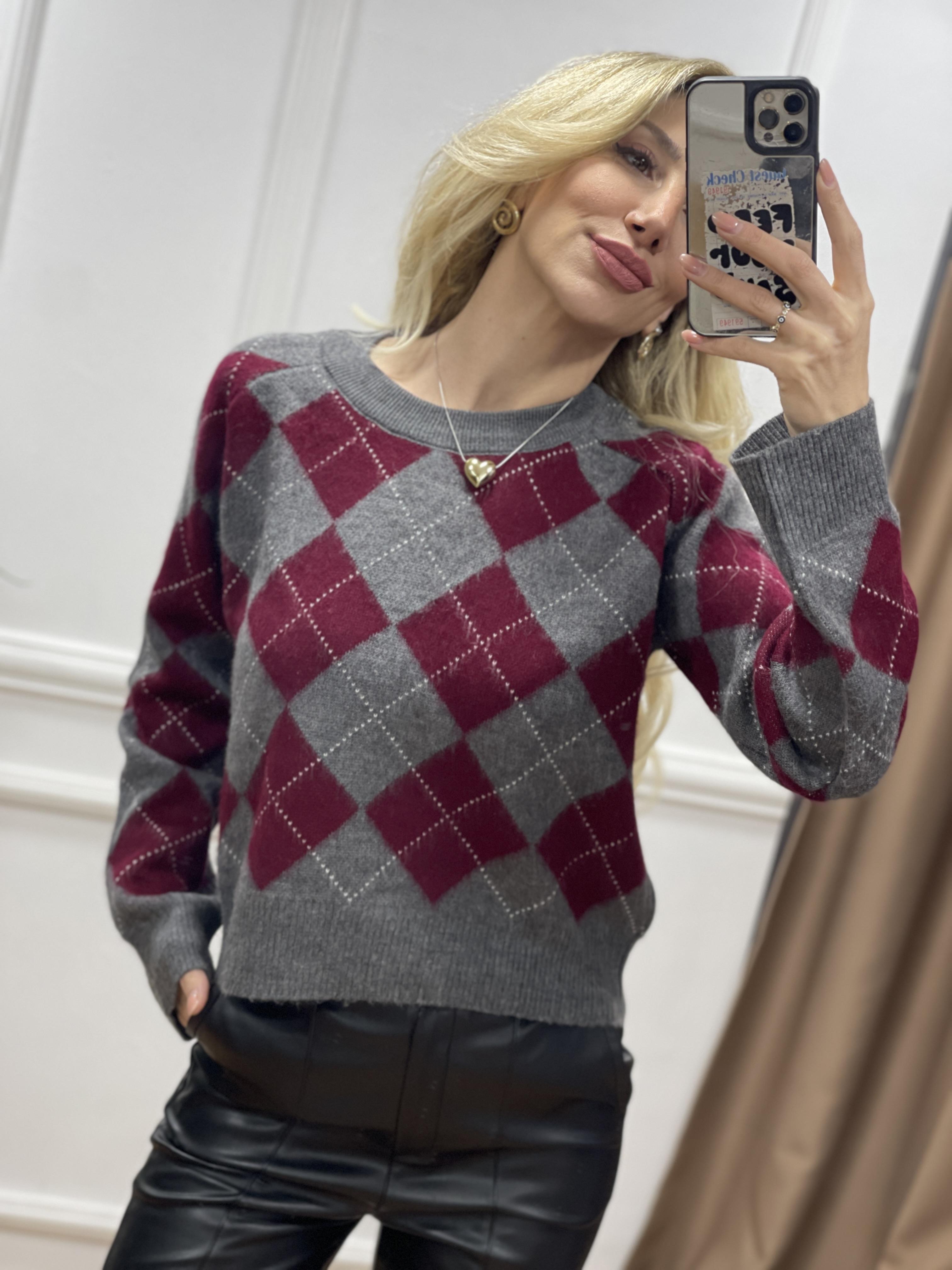 BORDO GRİ BAKLAVALI KAZAK Moda AkımıKazak