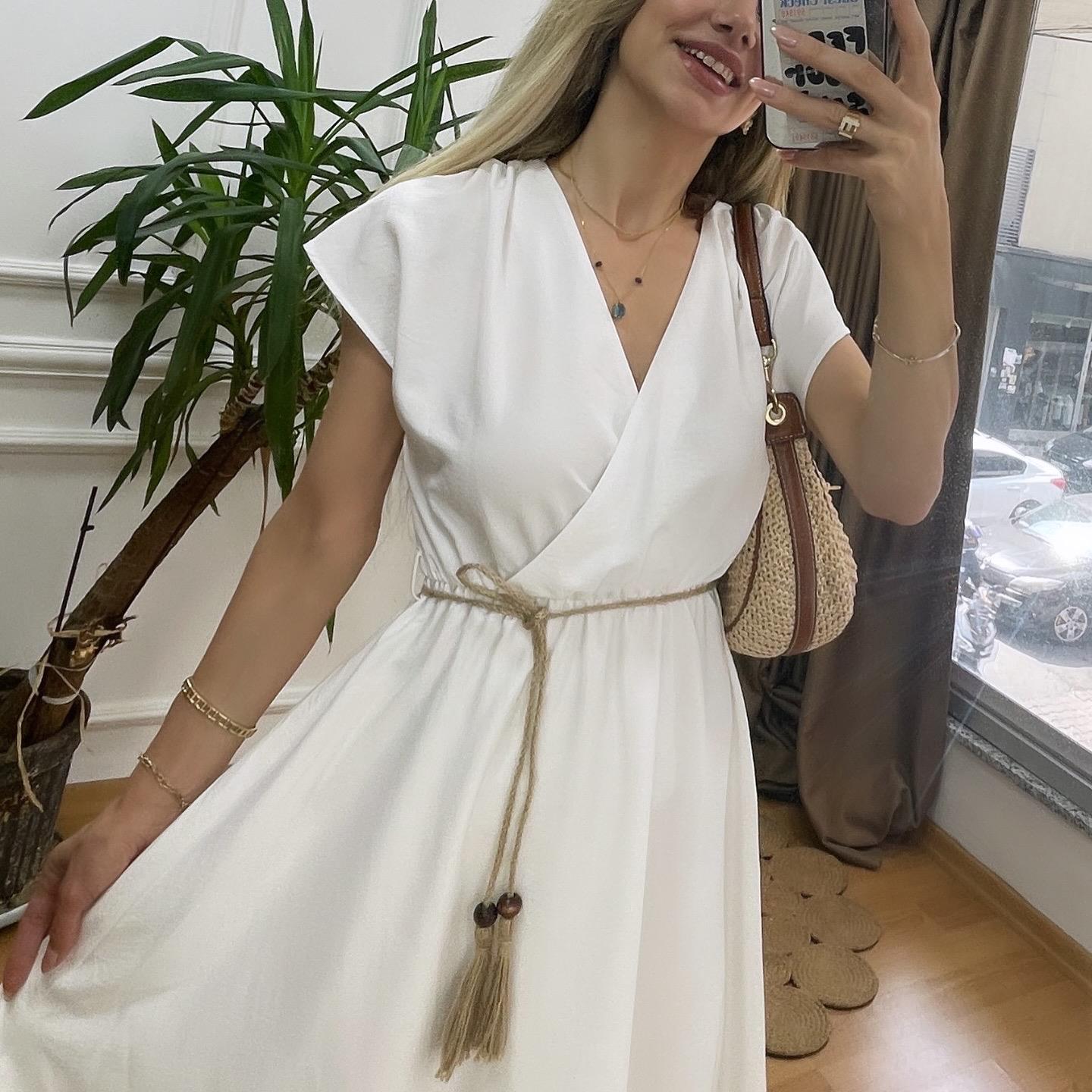 KADIN BEYAZ KISA KOLLU ELBİSE Moda AkımıELBİSE