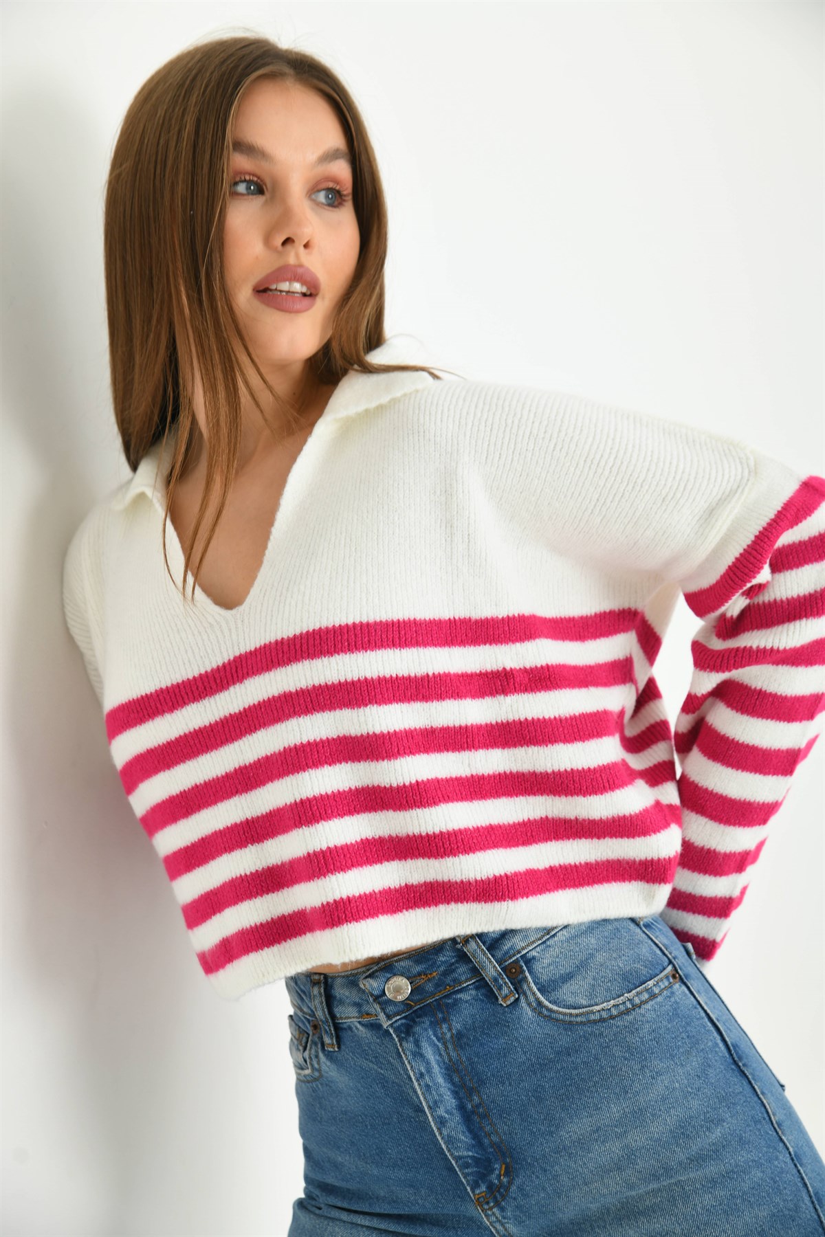 KADIN KISA PEMBE ÇİZGİLİ  CROP KAZAKModa AkımıİNDİRİMLİ ÜRÜNLER