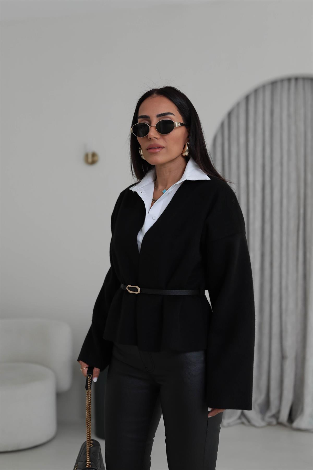 2223 Kemer Detaylı Kaşe Ceket SİYAH