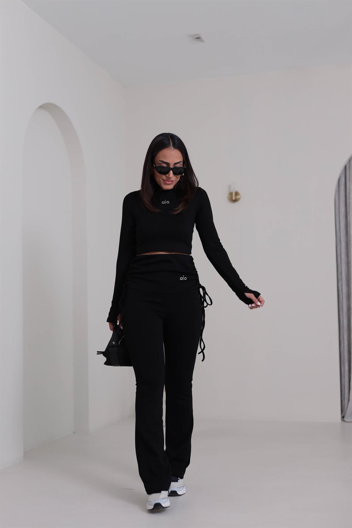 4033 Gümüş Yazı Baskılı Bel Detaylı Takım SİYAH