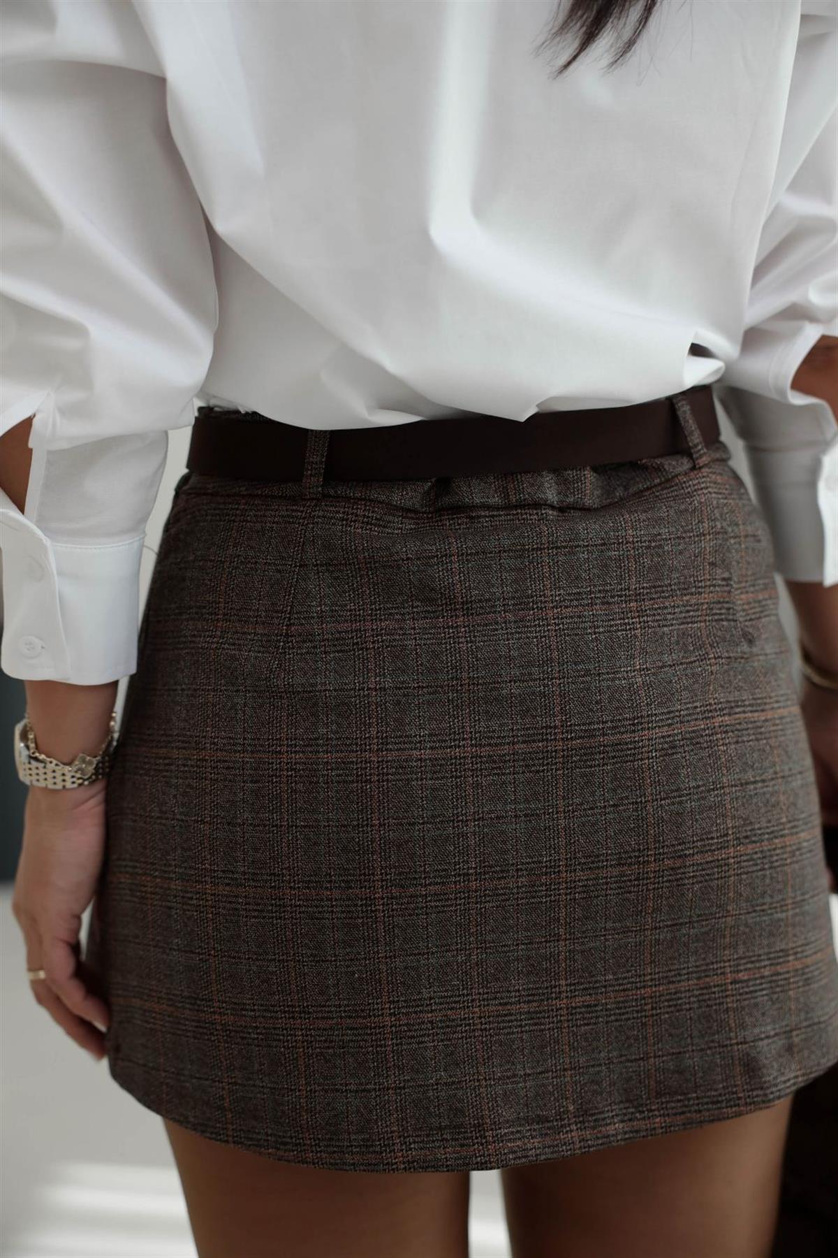 7210 Kemerli Ekoseli Şort Etek KAHVE