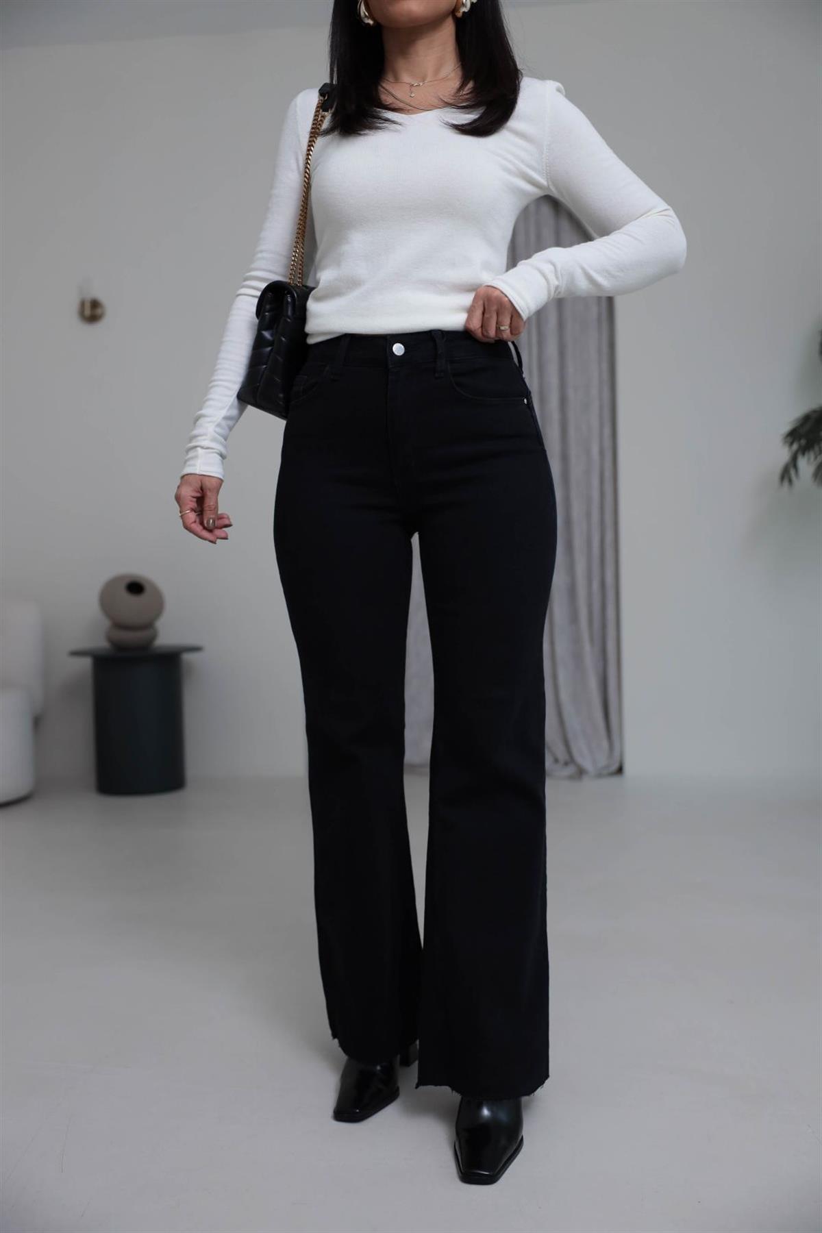 5695 Lazer Kesikli Push Up Düz Kesim Jean SİYAH