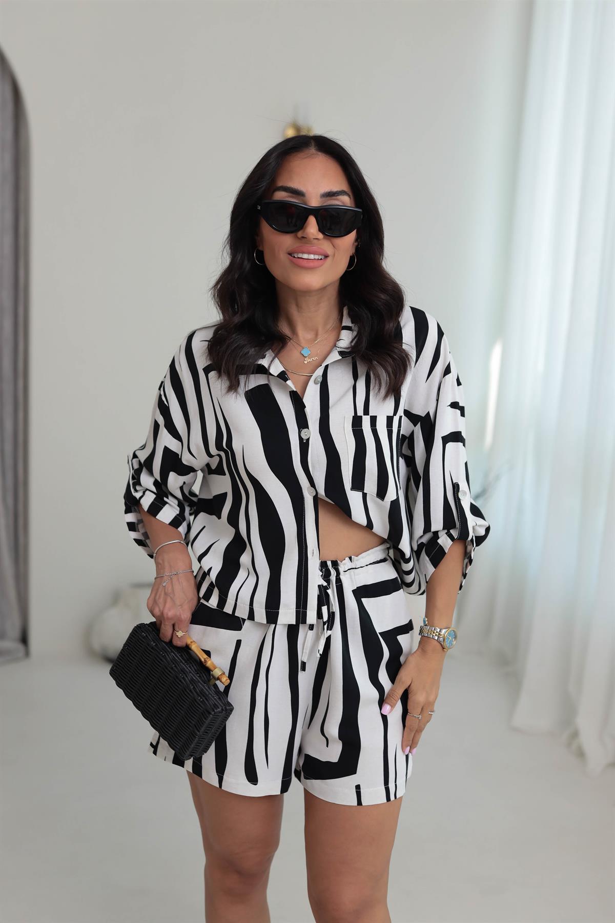 8760 Truvakar Kol Gömlek & Şort Keten Takım SİYAH