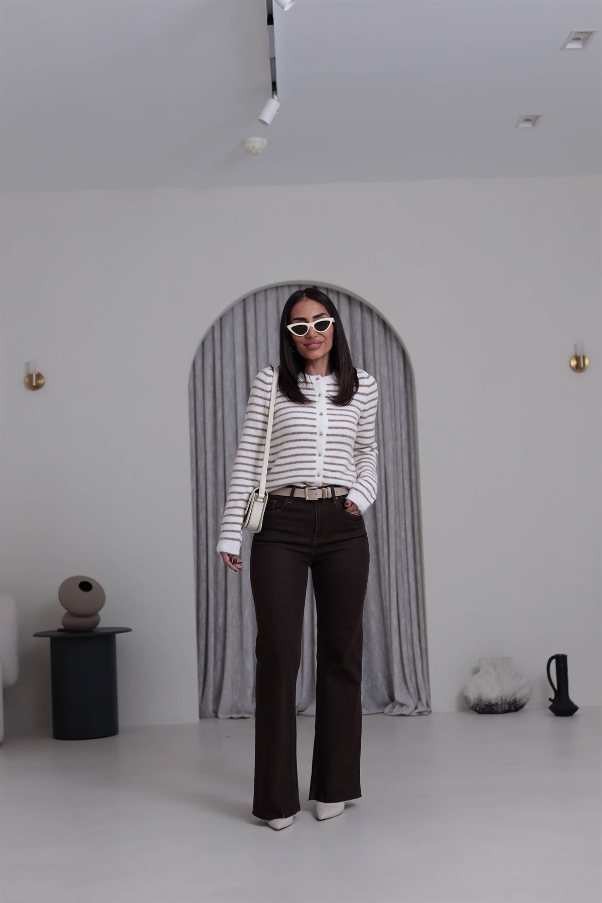 4870 Çizgili Şardonlu Bisiklet Yaka Hırka EKRU