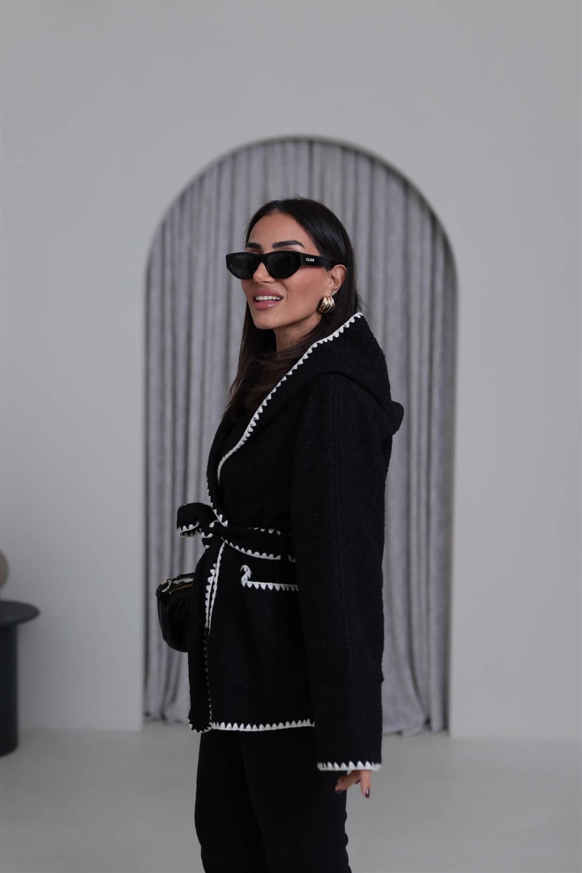 9152 Kontrast Dikiş Detaylı Kapşonlu Kaban SİYAH