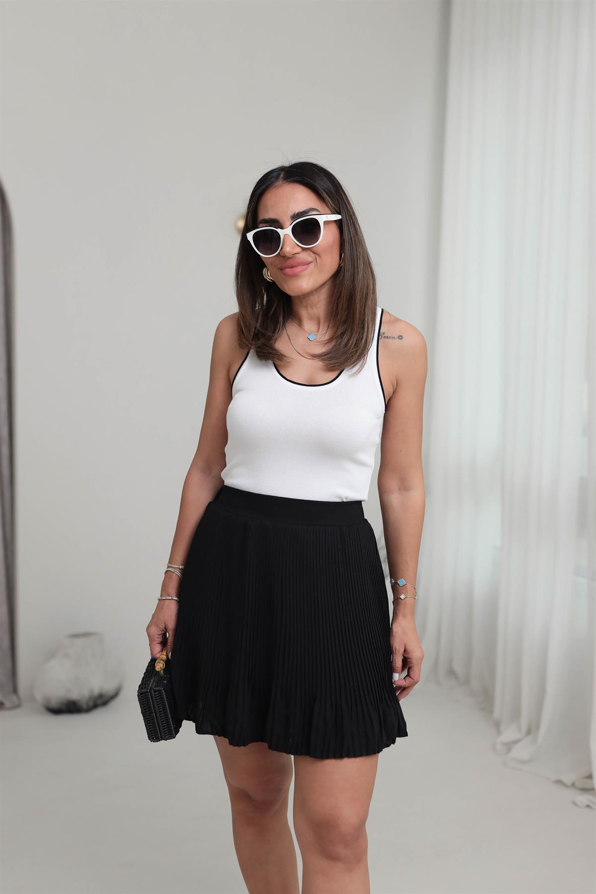 7078 Pliseli Pamuklu Astarı Şort Etek SİYAH