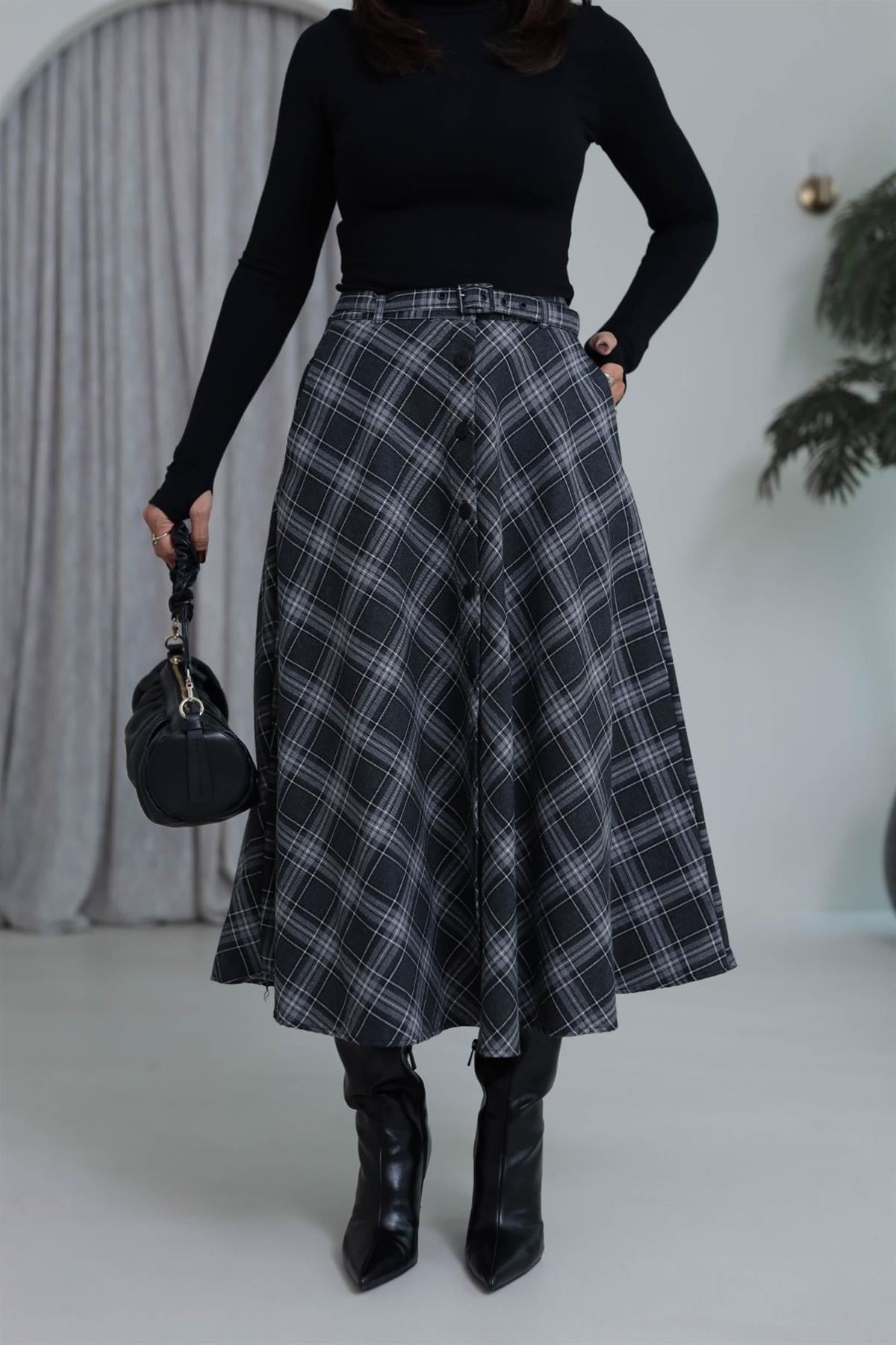 6977 Ön Düğme Detaylı Ekose Çan Etek SİYAH