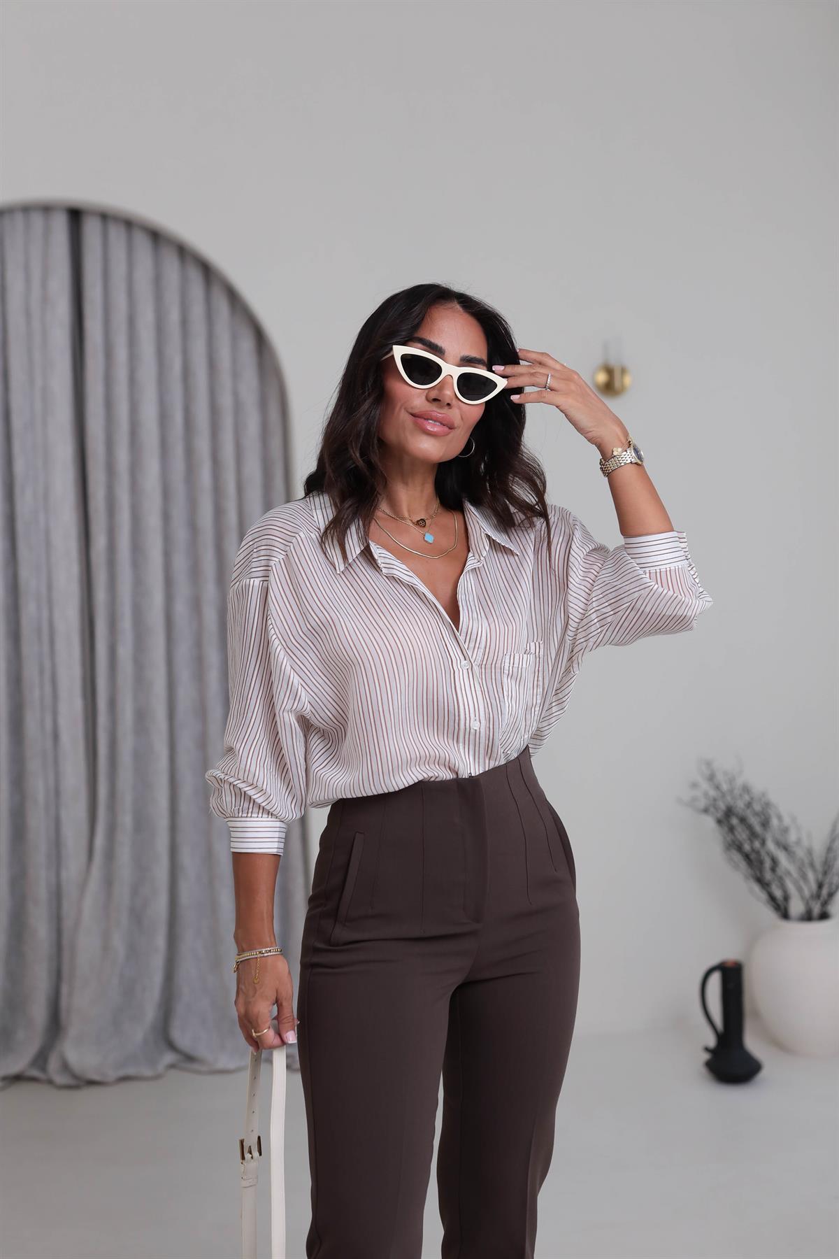 4904 Düşük Omuz Çizgili Oversize Gömlek KAHVE