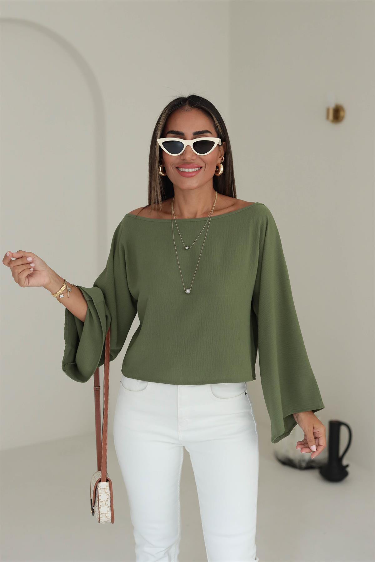 İthal Aerobin Kayık Yaka Bluz