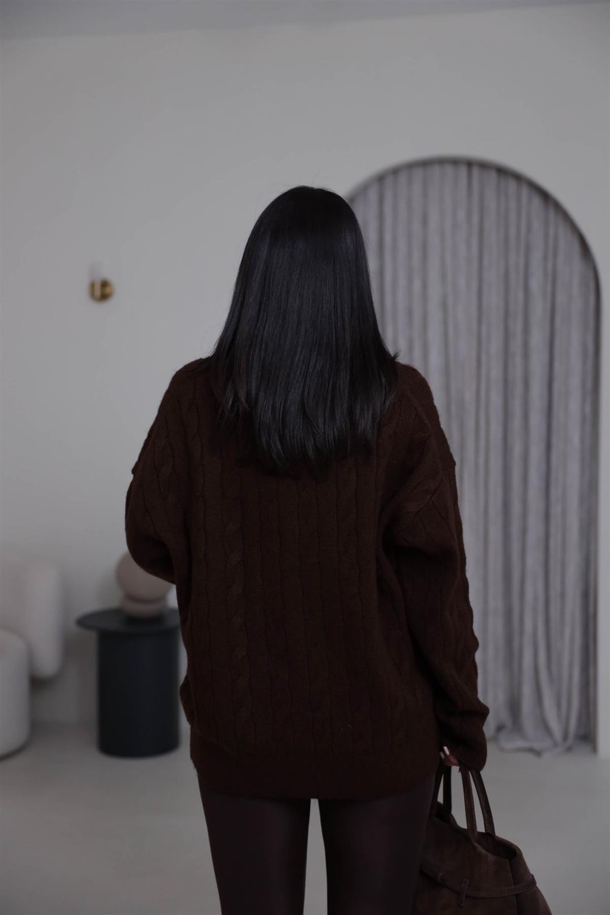 0736 V Yaka Saç Örgü Uzun Kazak KAHVE