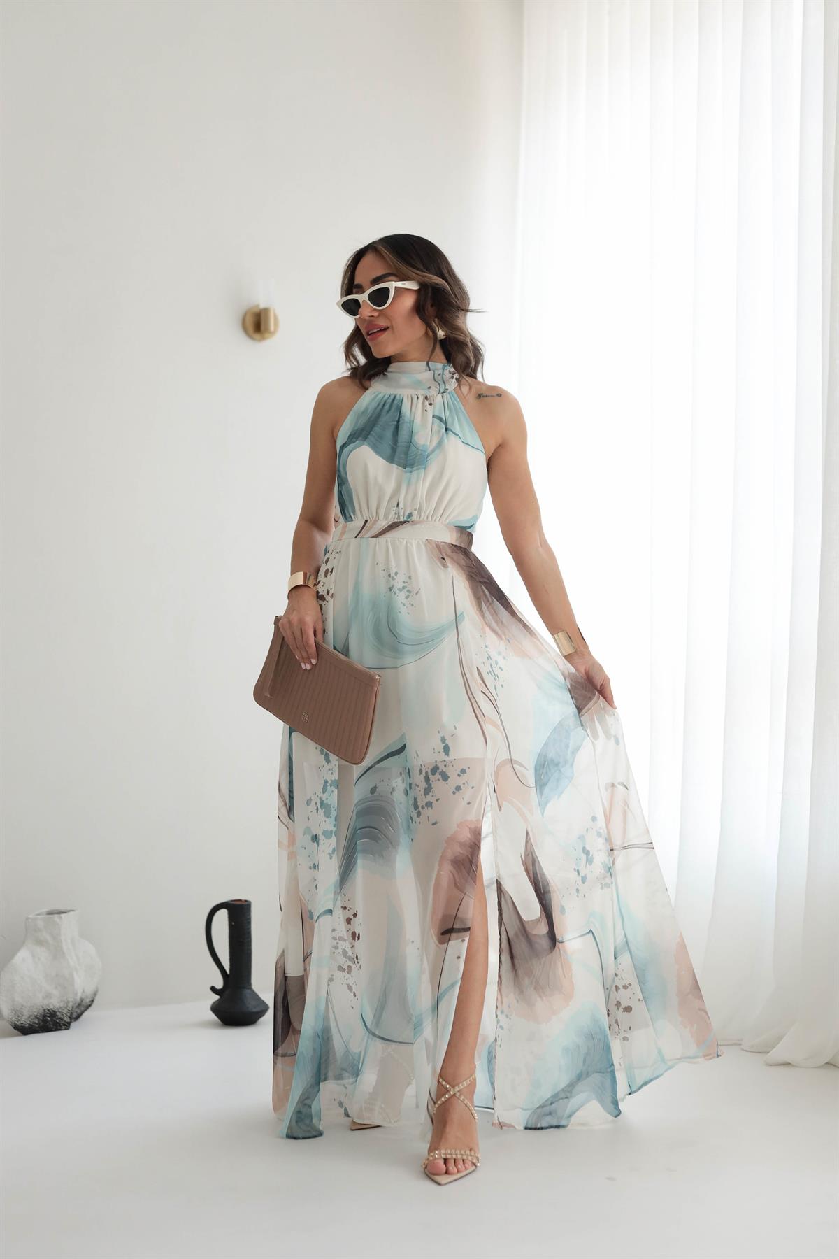 3242 Halter Yaka Desenli Elbise