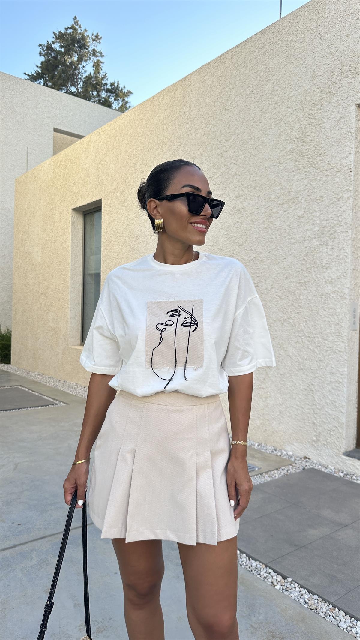 0292 Yüz Desenli Tshirt