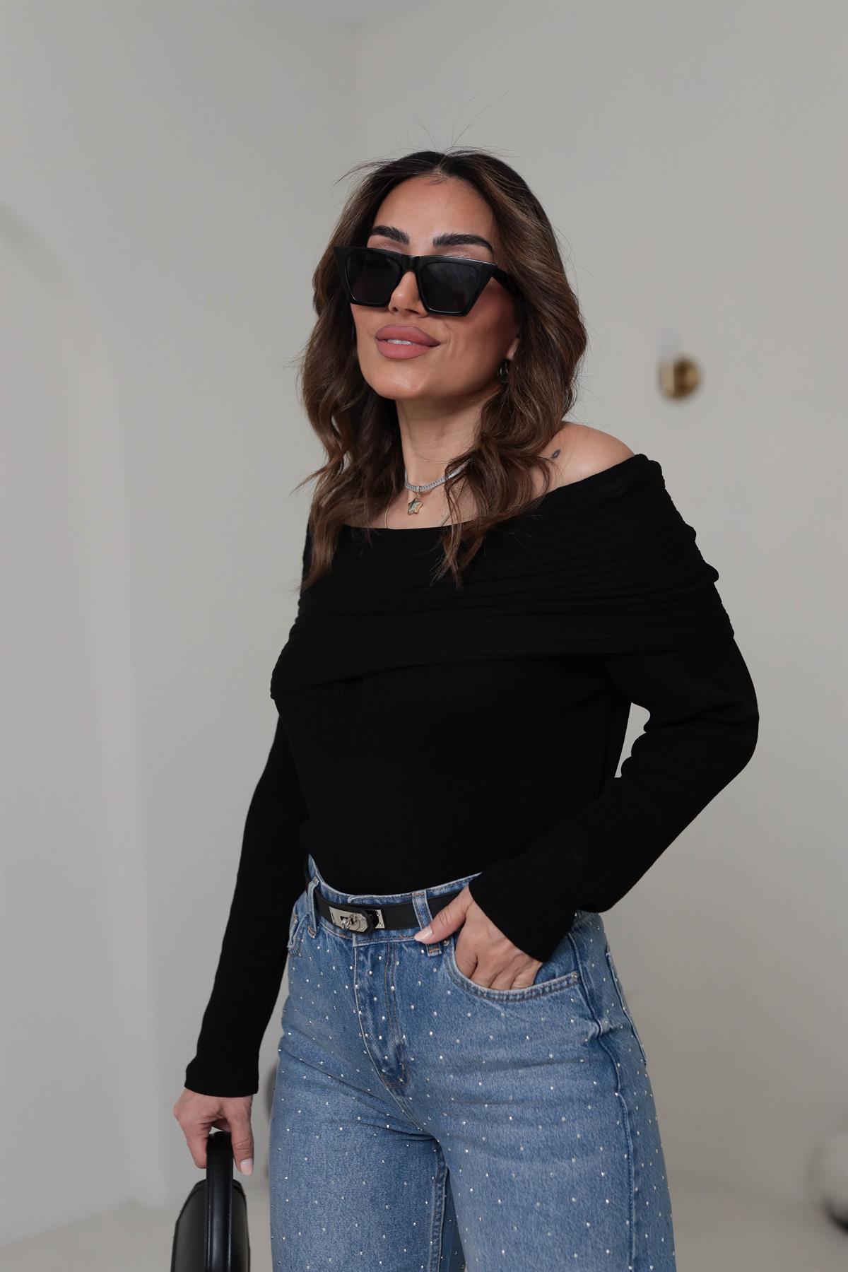 0340 Madonna Yaka Fitilli Mevsimlik Triko SİYAH