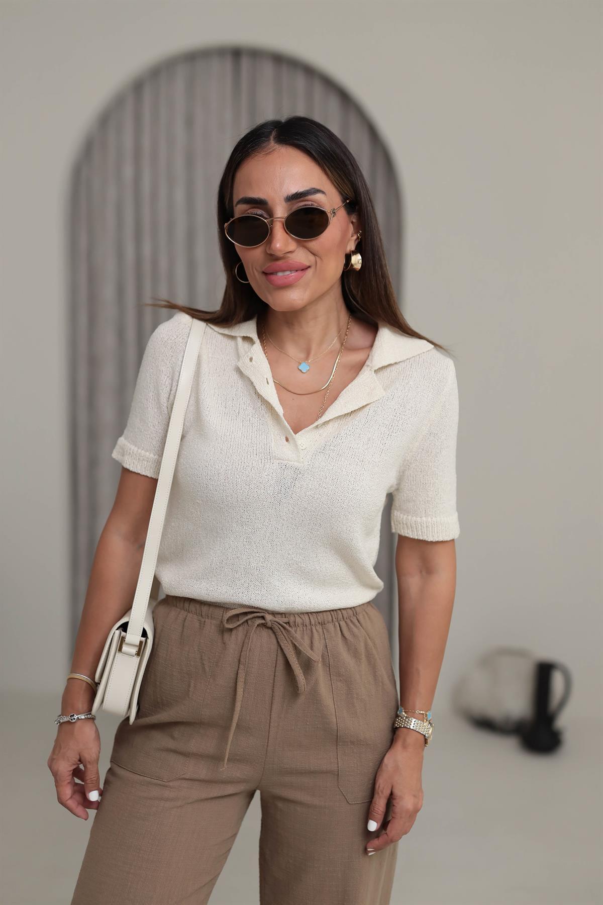 5237 Polo Yaka Düğmeli Triko Bluz KREM