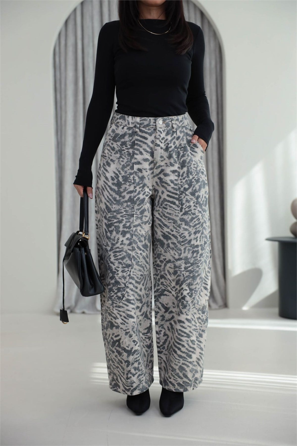 9201 Leopar Desenli Pensli Pantolon LEOPAR