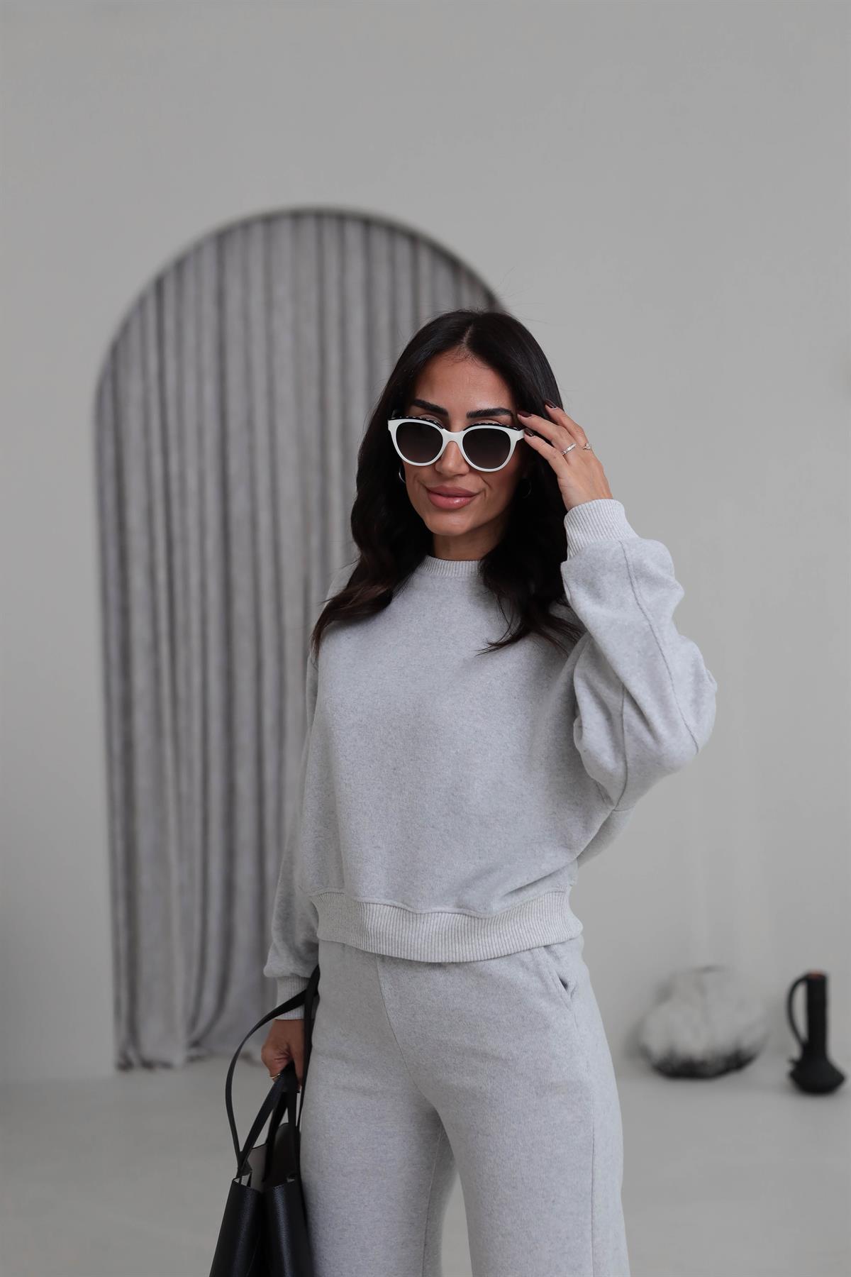 5231 Bisiklet Yaka Ribanalı Selanik Kumaş Takım GRİ