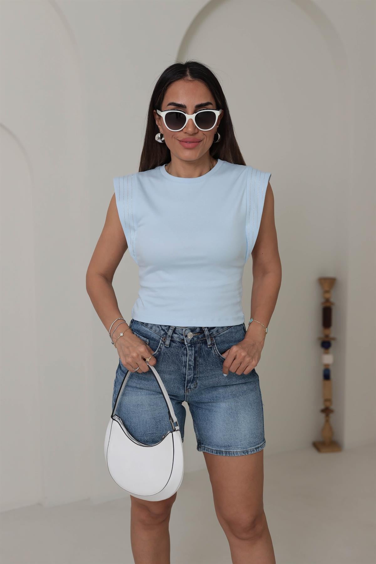 3254 Geniş Omuz Şerit Taşlı Pamuklu Tshirt BEBE MAVİ