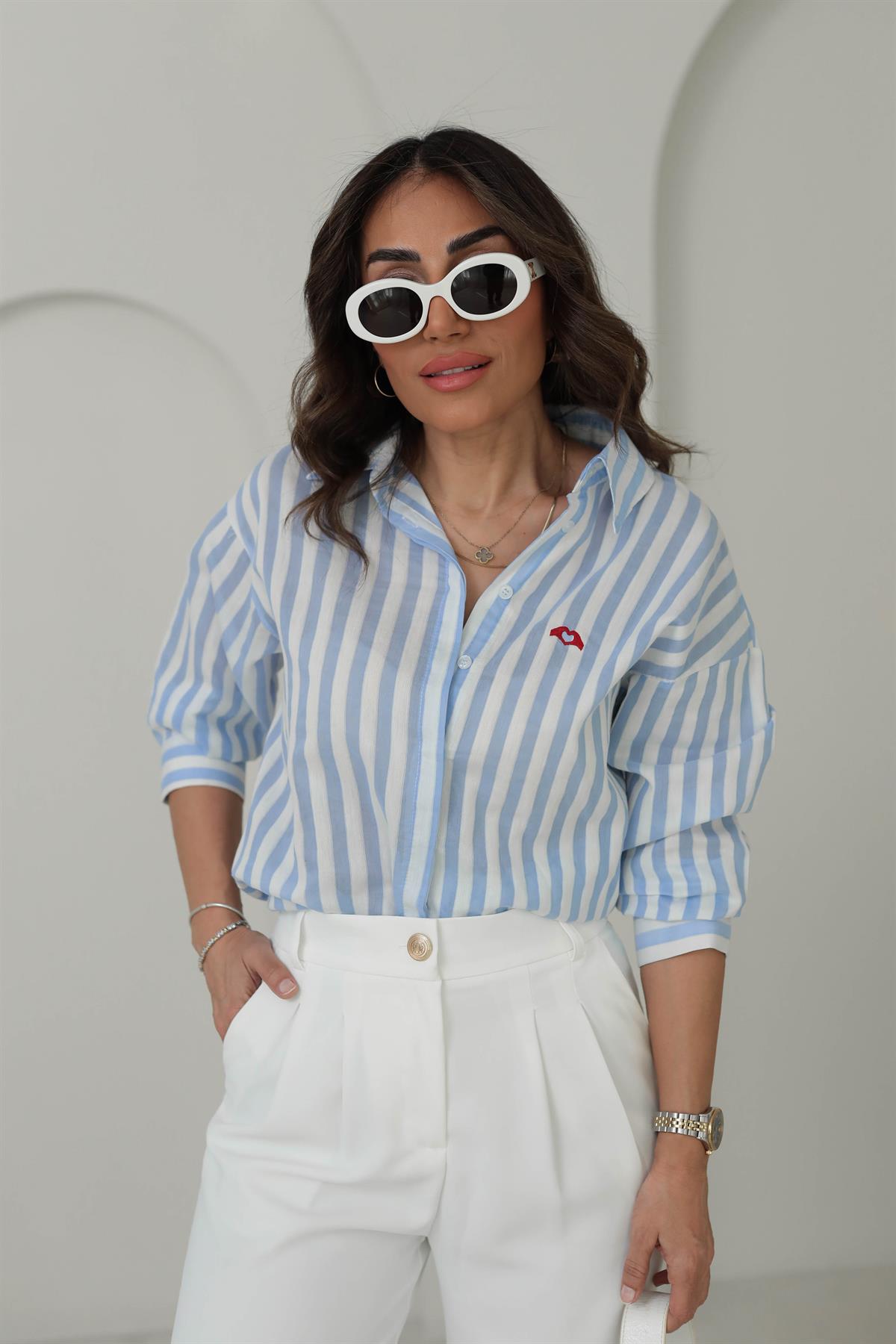 7053 Çizgili Kalp Nakışlı Cotton Gömlek MAVİ