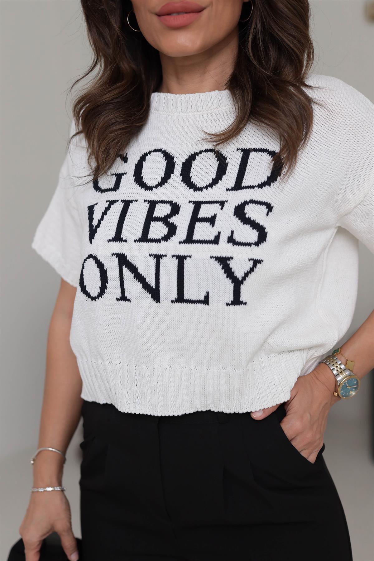 2487 Kısa Kol Ve Önü Yazı Detaylı Triko Bluz EKRU