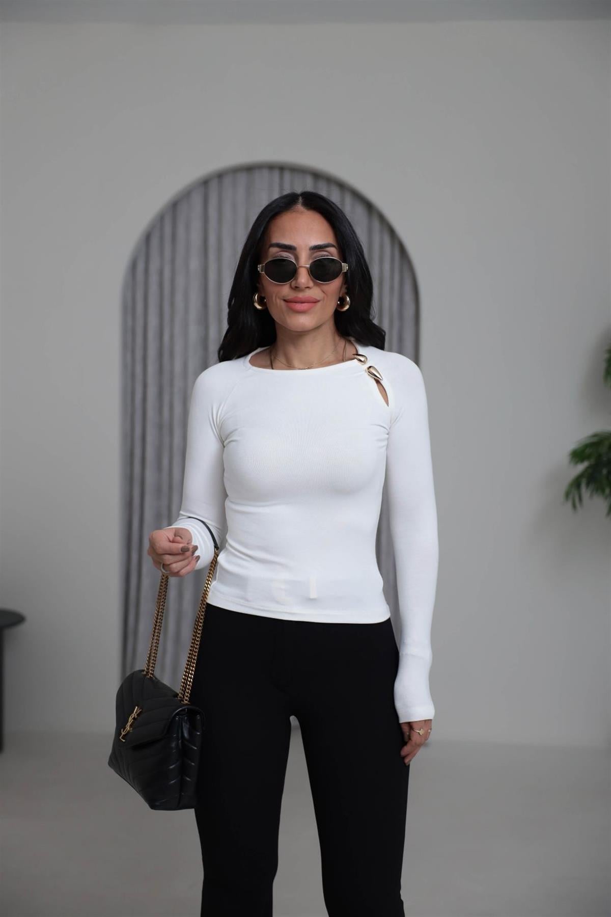 1063 Gold Aksesuarlı Modal Bluz EKRU