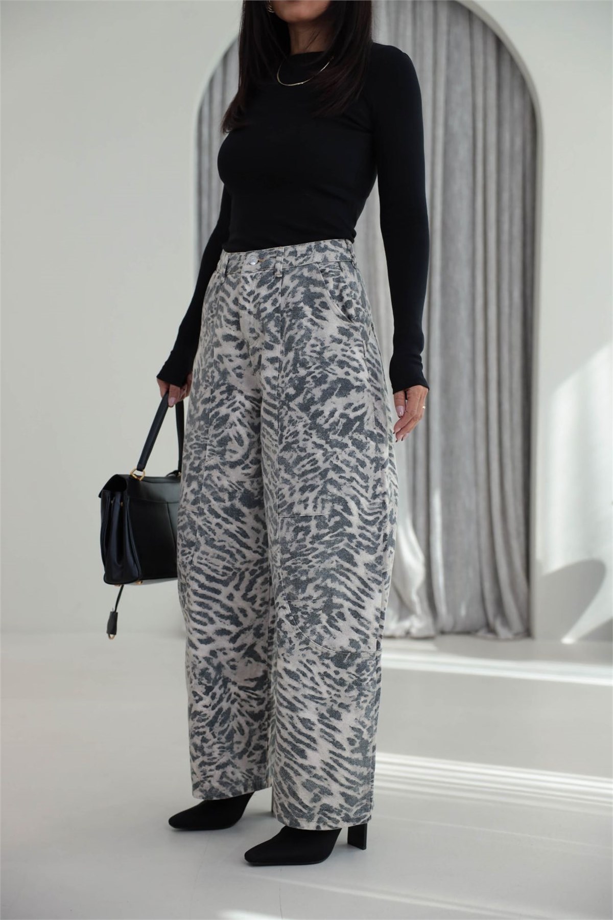 9201 Leopar Desenli Pensli Pantolon LEOPAR
