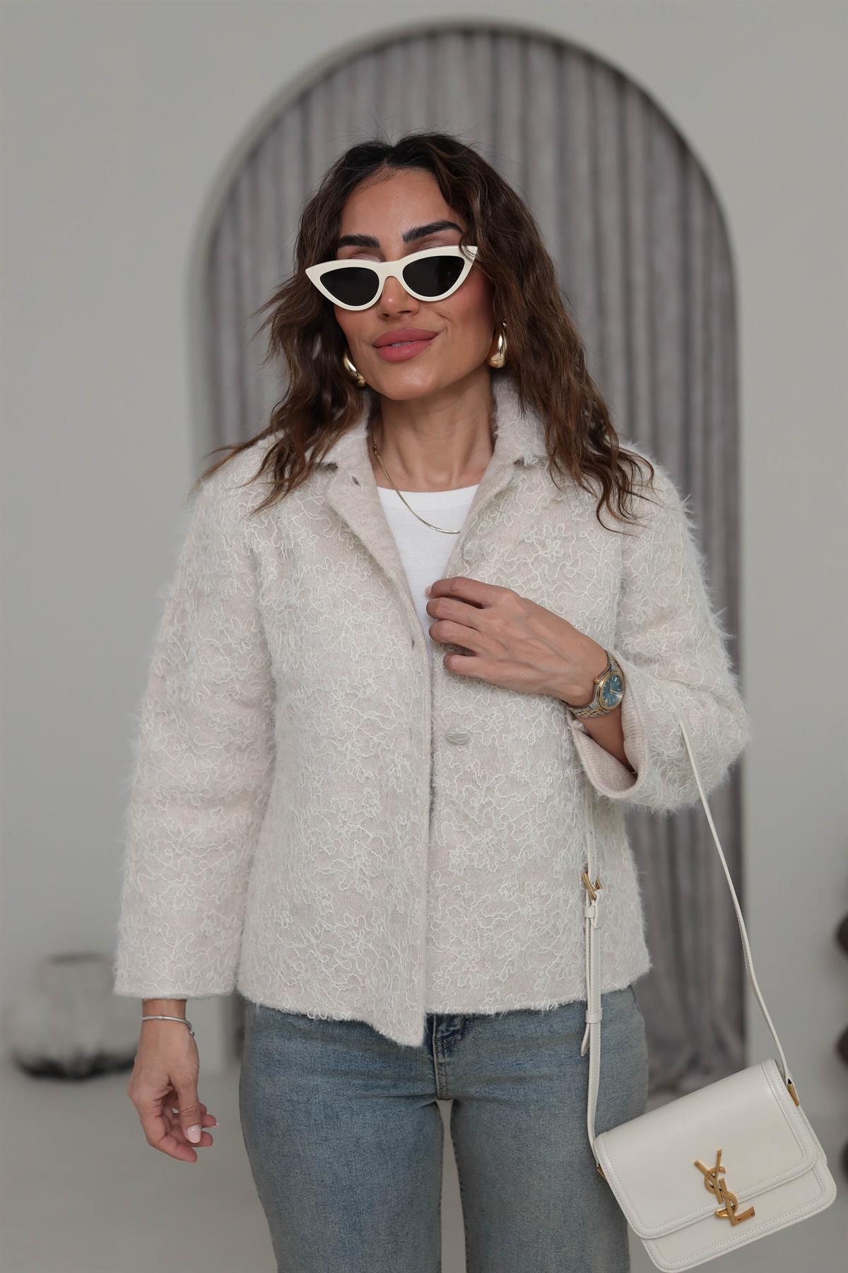 584 Polo Yaka İşlemeli Işıltılı Triko Ceket TAŞ