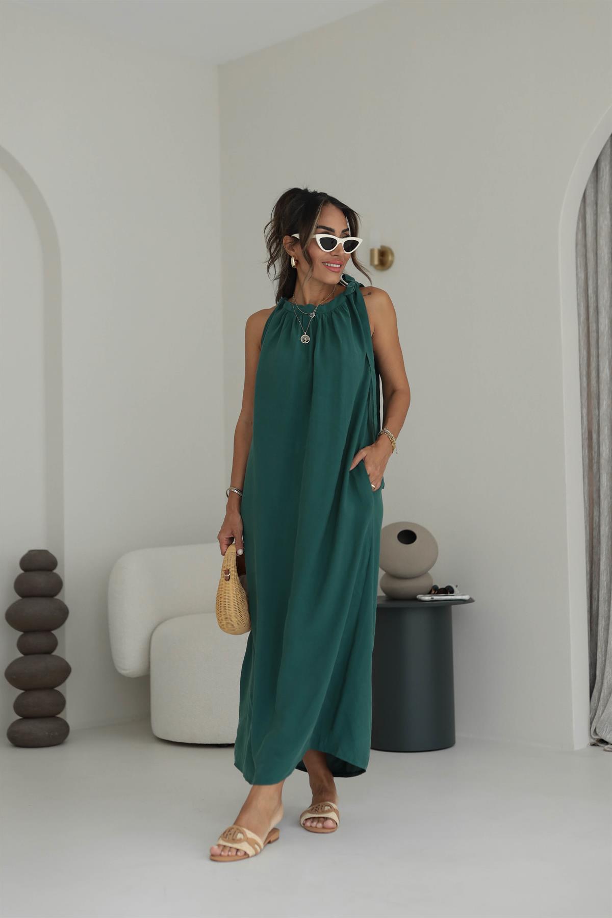 3213 Tek Omuz Bağlama Detaylı Halter Yaka Cepli Rahat Elbise