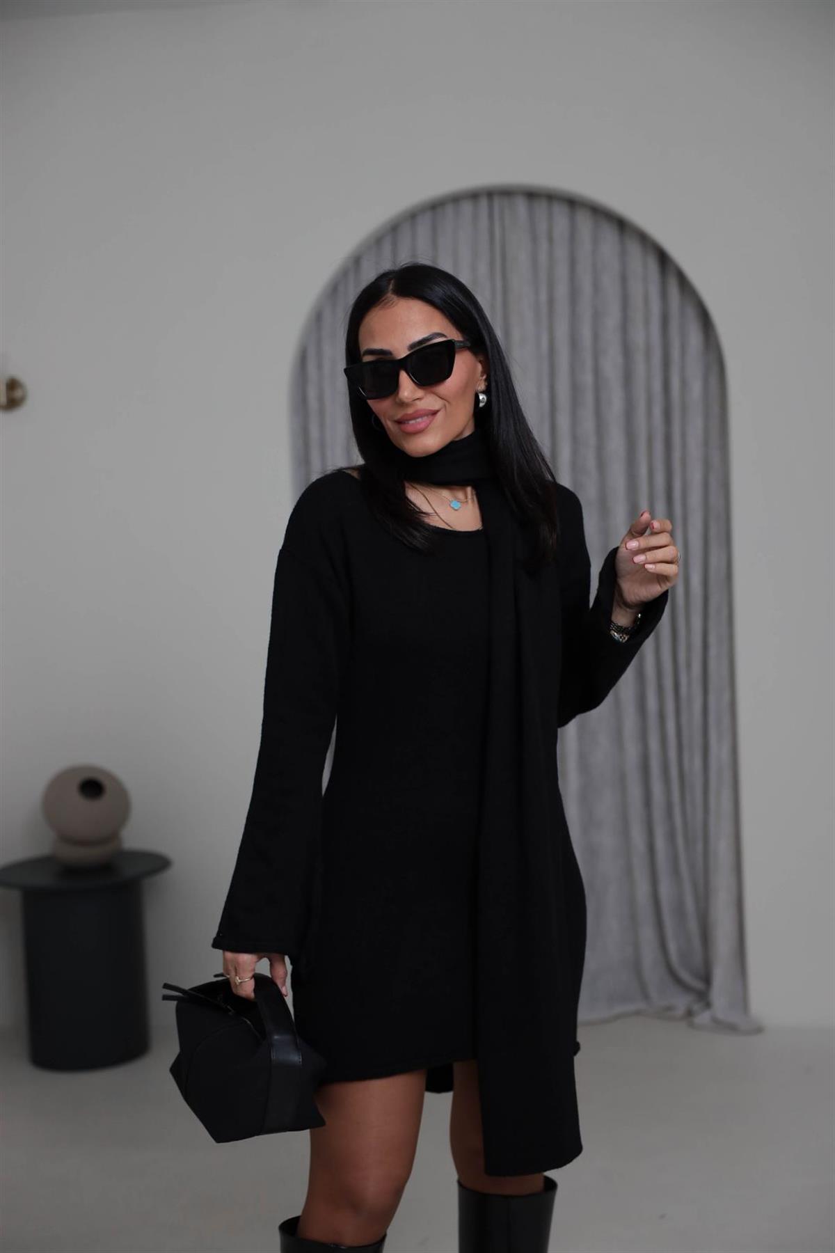 5251 Kayık Yaka Şallı Tunik SİYAH