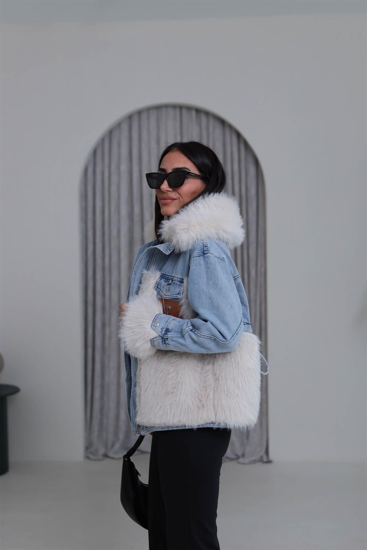 2726 Kürk Garnili Kot Detaylı Mont EKRU