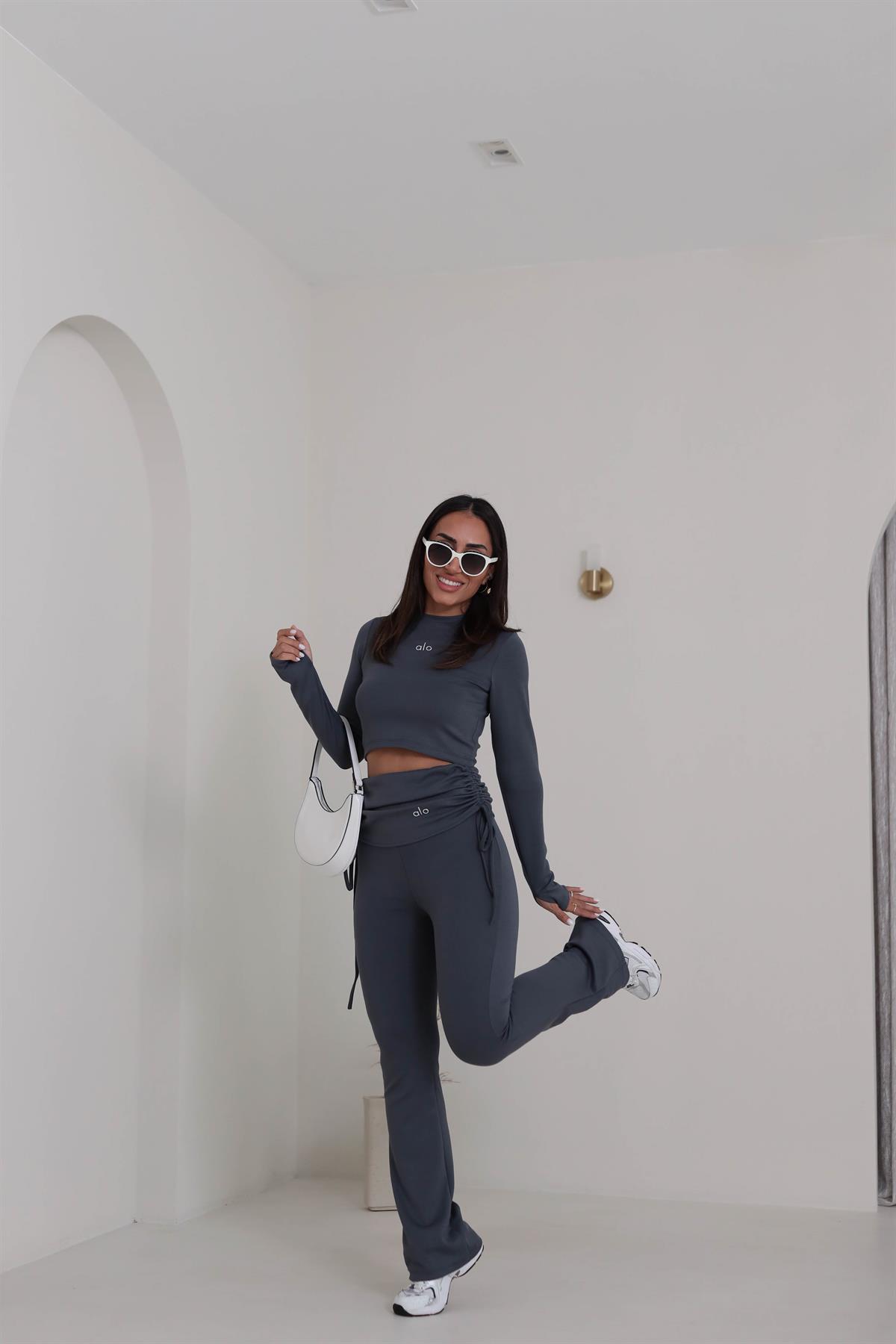 4033 Gümüş Yazı Baskılı Bel Detaylı Takım ANTRASİT