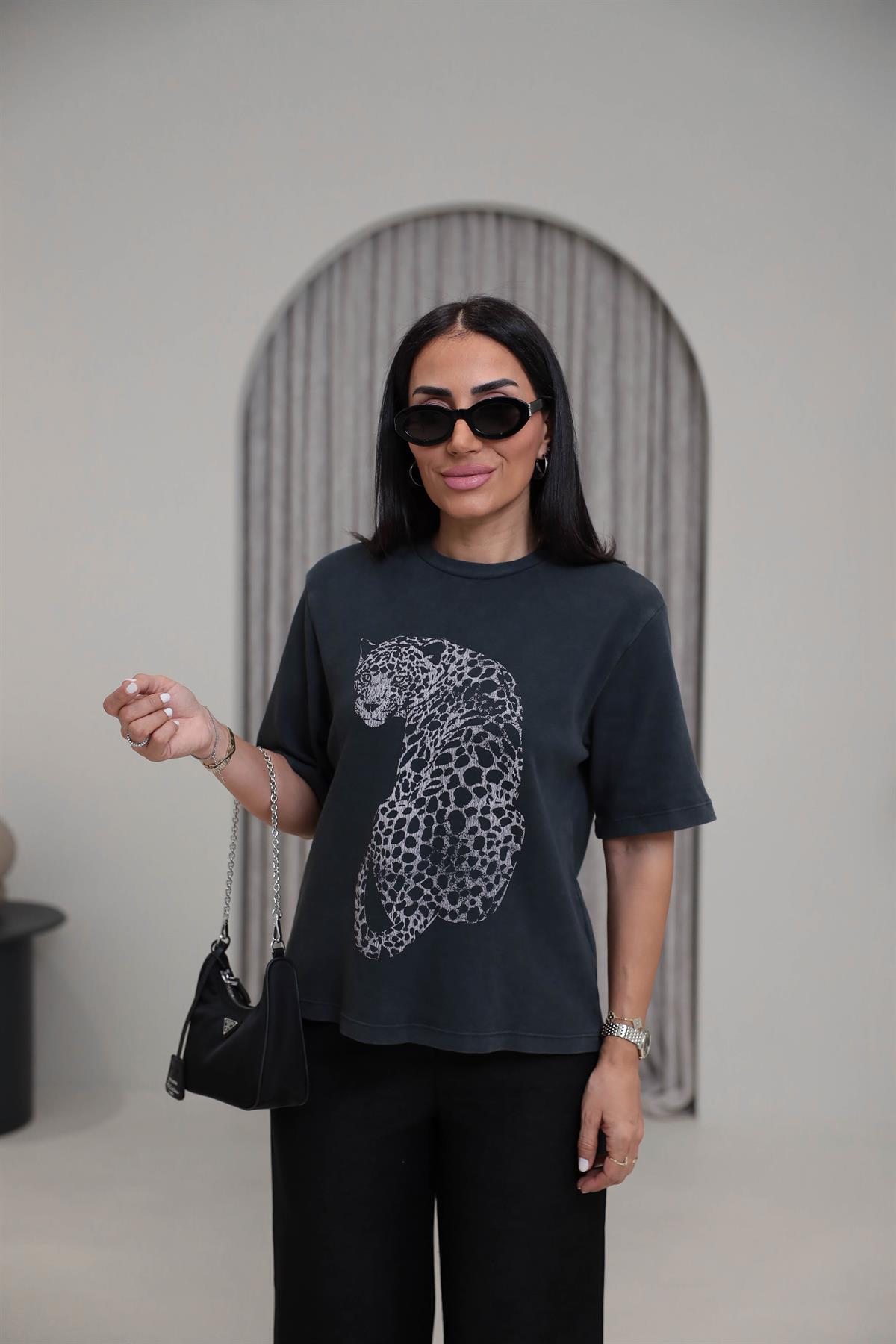 8111 Kaplan Baskılı Pamuklu Yıkamalı Tshirt ANTRASİT