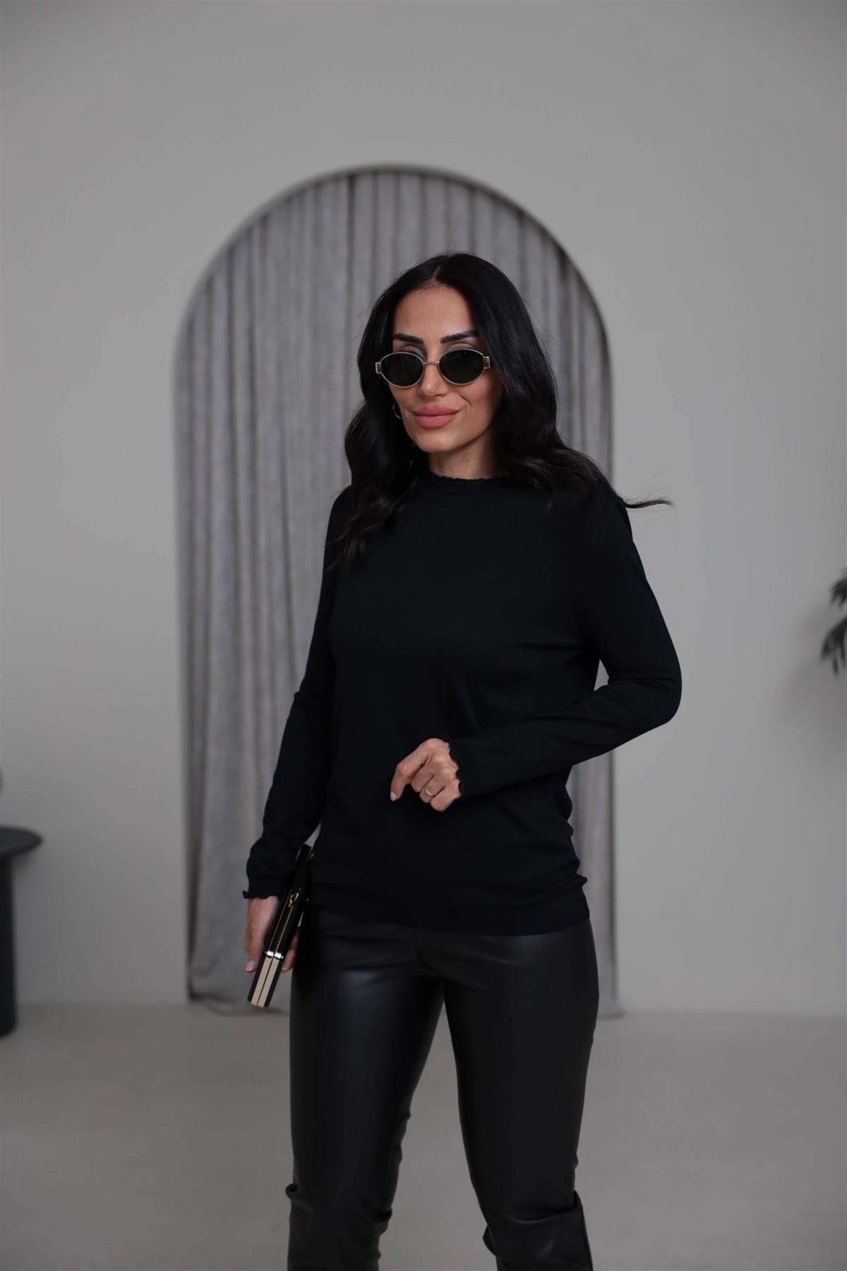 104 Yaka Kol Fırfır Detay Viskon Triko Bluz SİYAH