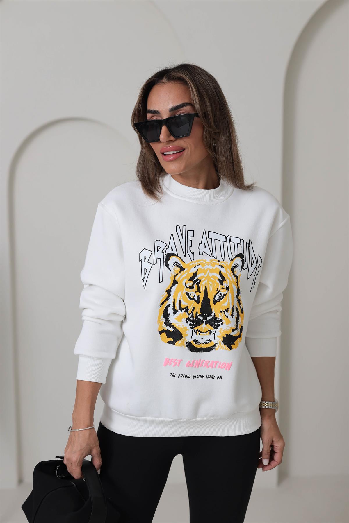 Bisiklet Yaka Kaplan Baskılı Şardonlu Sweatshirt EKRU