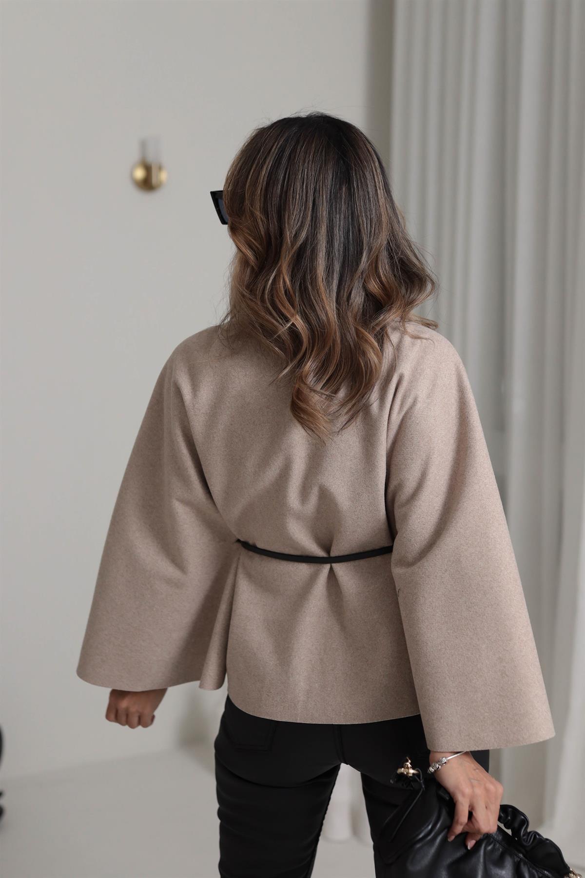 80167 Kemerli Dik Yaka Kaşe Panço BEJ