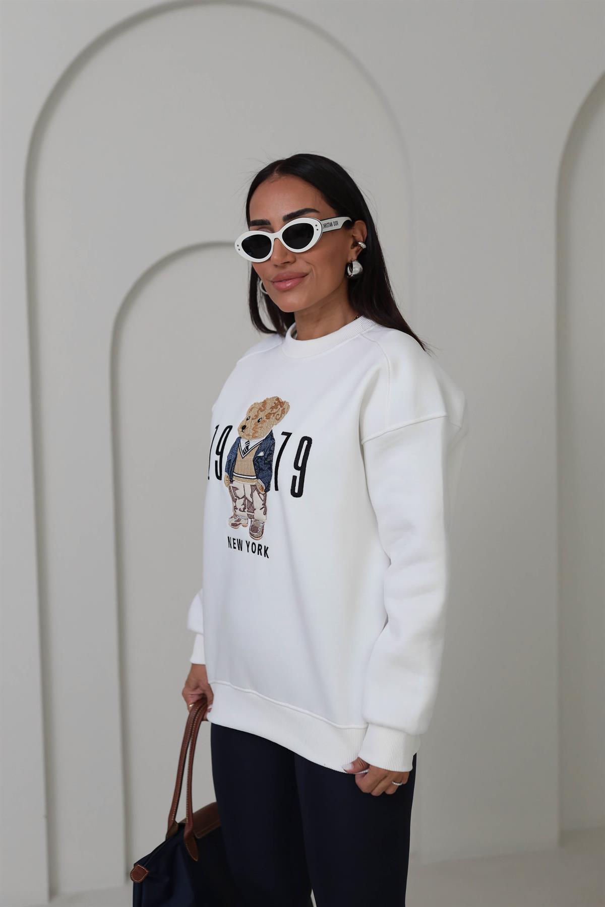 0417 Bisiklet Yaka Şardonlu Teddy Baskılı Sweatshirt EKRU