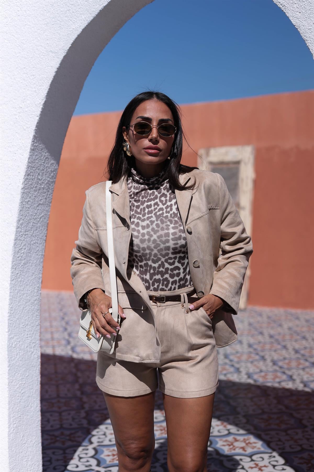 0825 Vatkalı Düğmeli Süet Ceket TABA