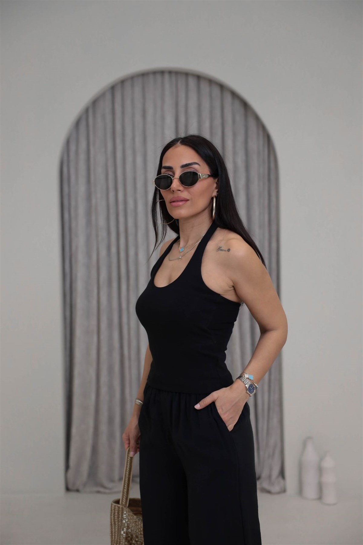 1052 Boyundan Geçmeli Pamuklu Top SİYAH