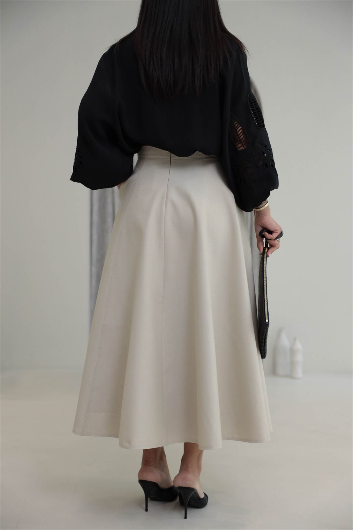 5175 Dokulu Yüksek Bel Yırtmaçlı Etek BEJ