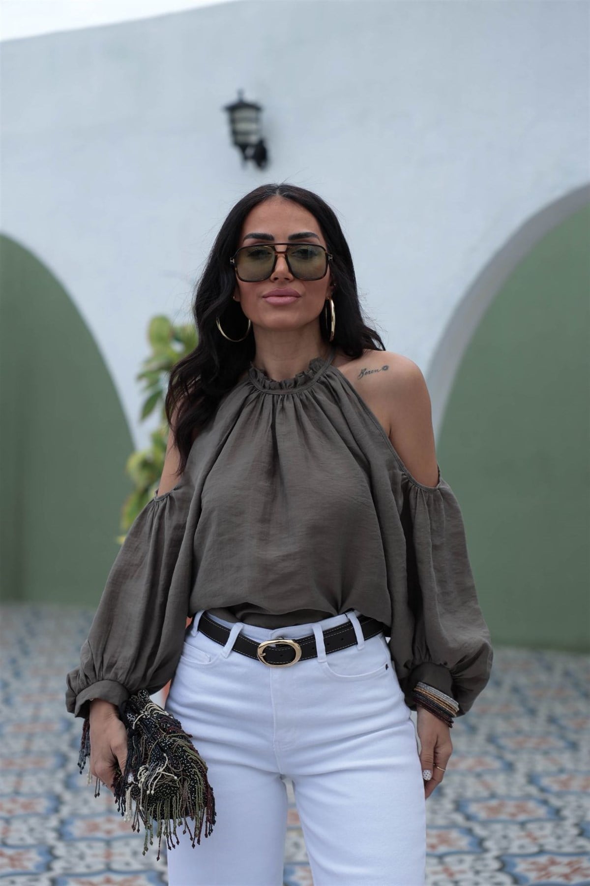 3264 Büzgülü Kol Dekolteli Bluz HAKİ YEŞİL