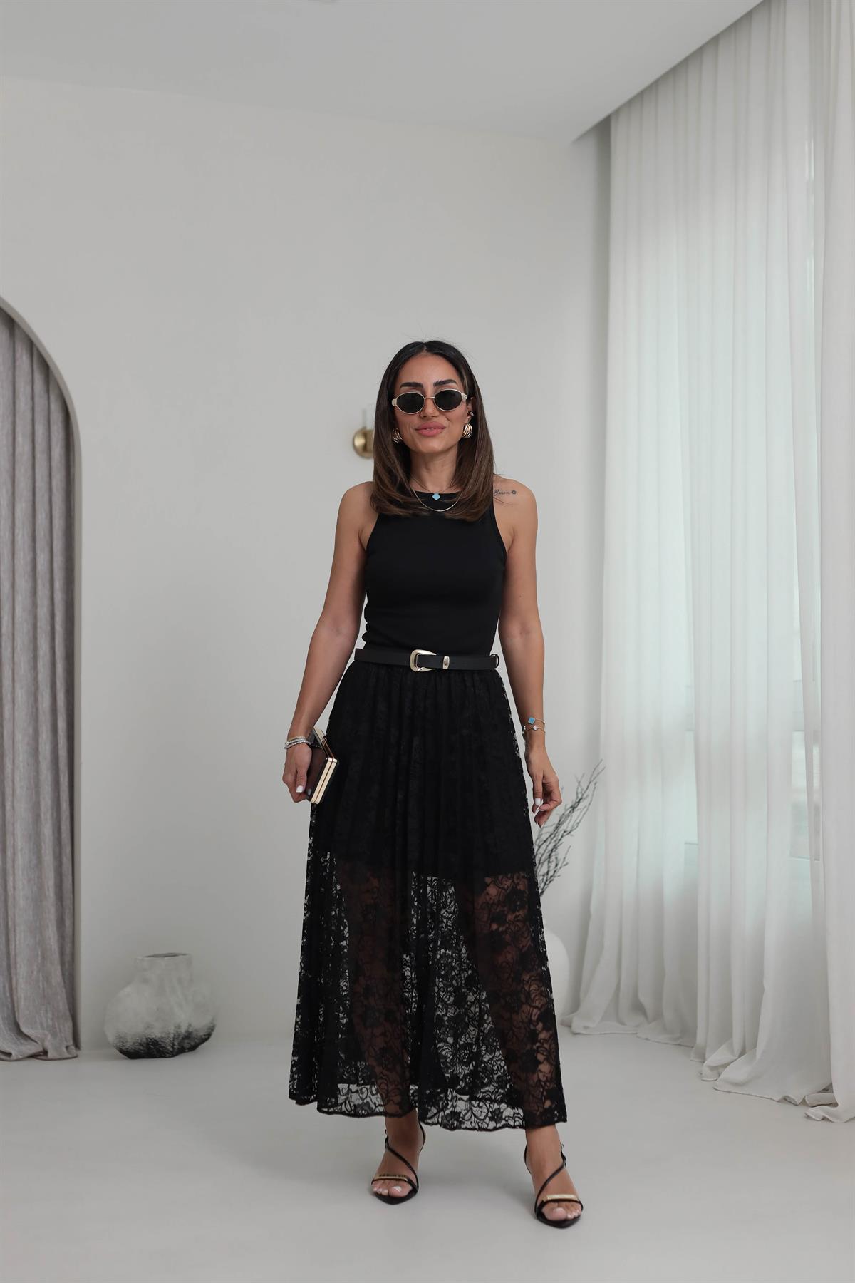 6342 Dantelli Astarlı Etek SİYAH