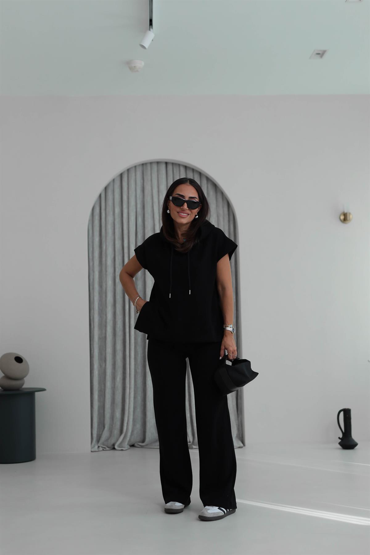 2030 Kapşonlu Kısa Kol Selanik Takım SİYAH