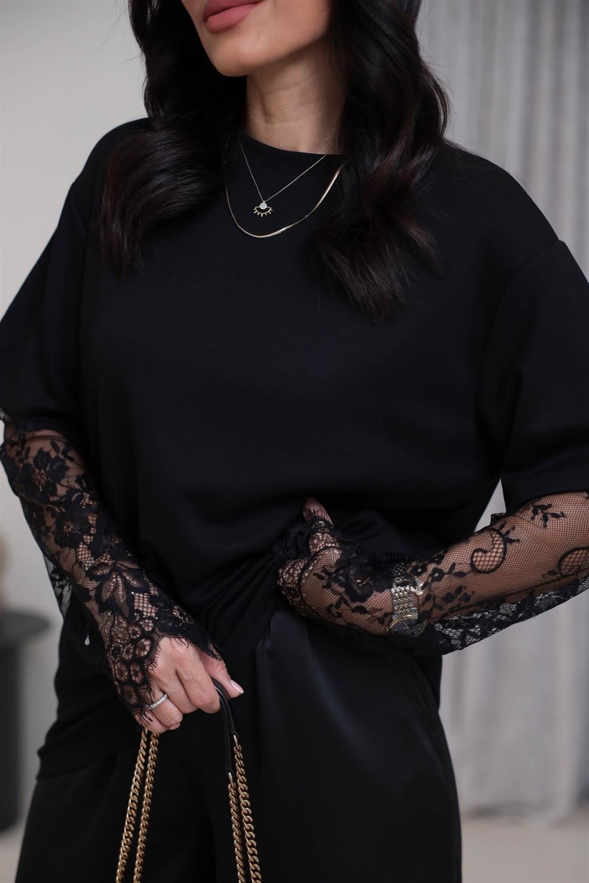 1049 Kolları Dantel Detaylı Modal Tshirt SİYAH